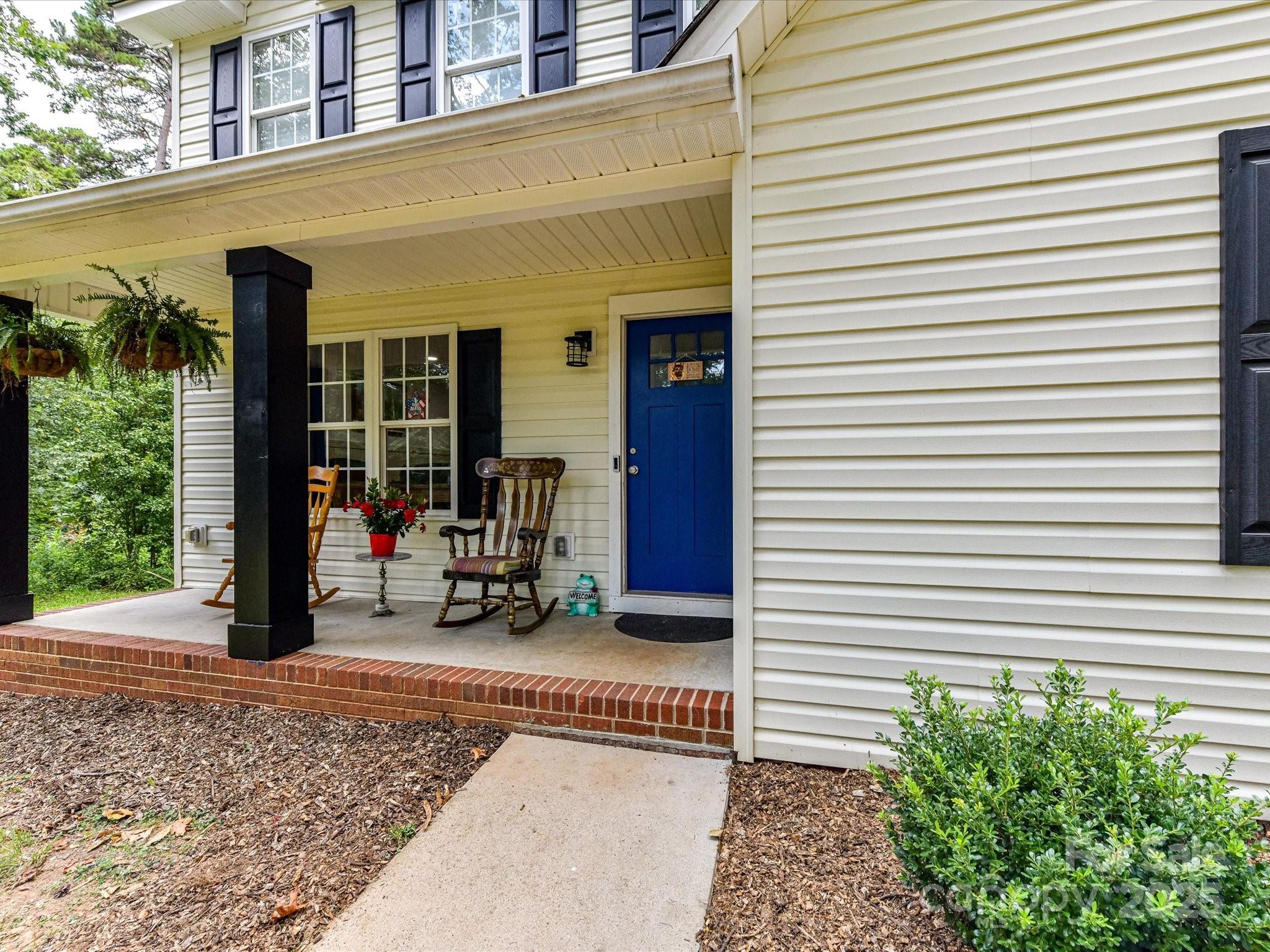 1338 Pell Drive