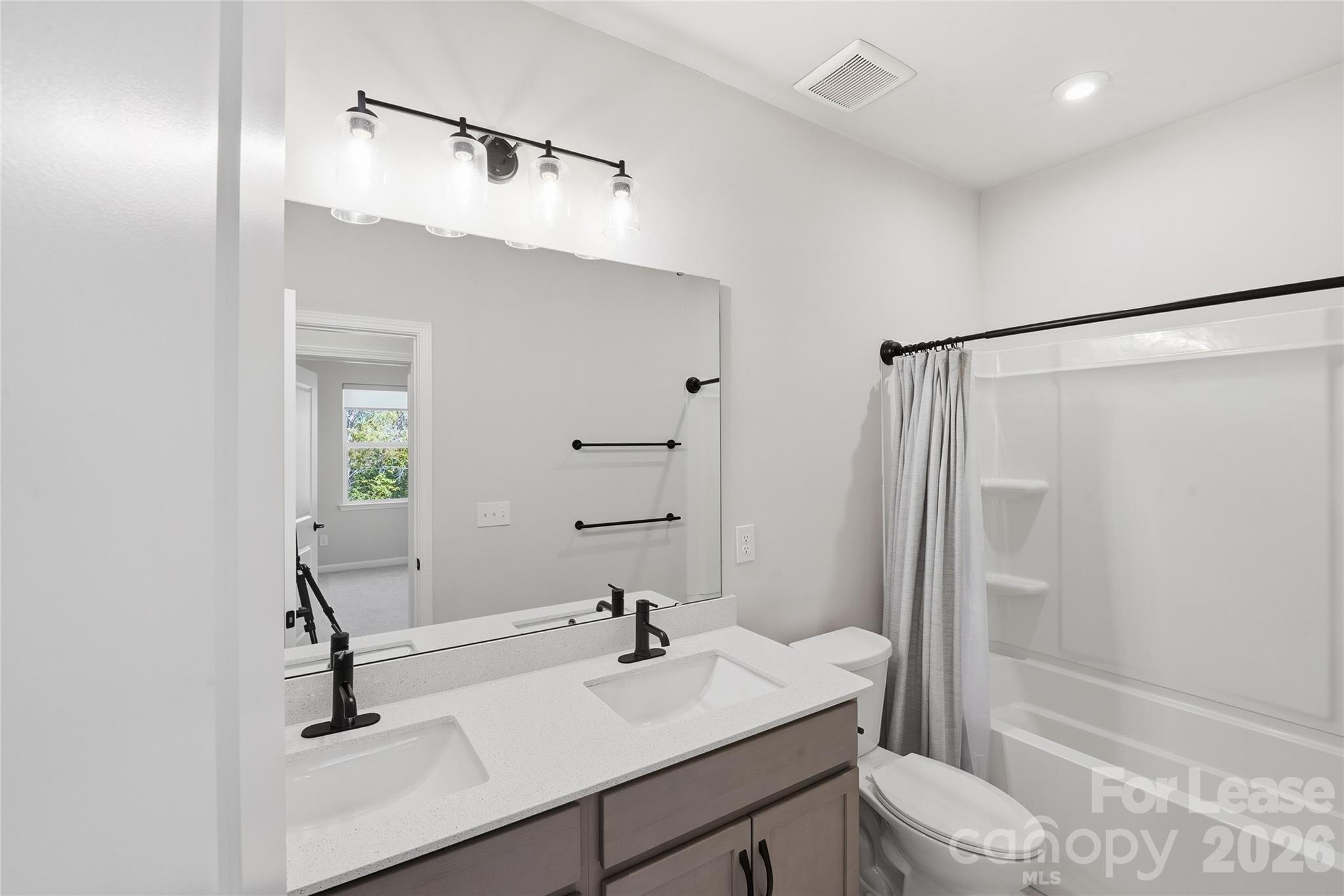 Southend at Tryon - Residential Lease