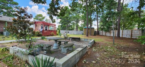 A home in Hope Mills