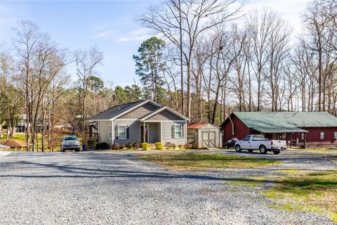 194 Hattaway Circle Mount Gilead NC 27306