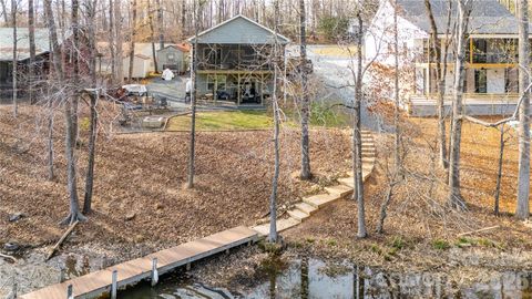 194 Hattaway Circle Mount Gilead NC 27306