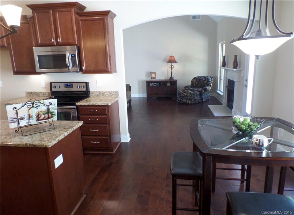 Stoneridge Lakes - Residential