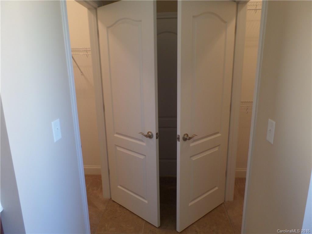 Stoneridge Lakes - Residential