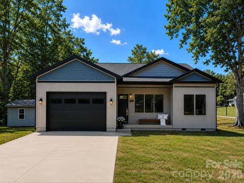 Photo of 2237 Ashwood Street, Maiden, NC 28650 (MLS # 4413155)