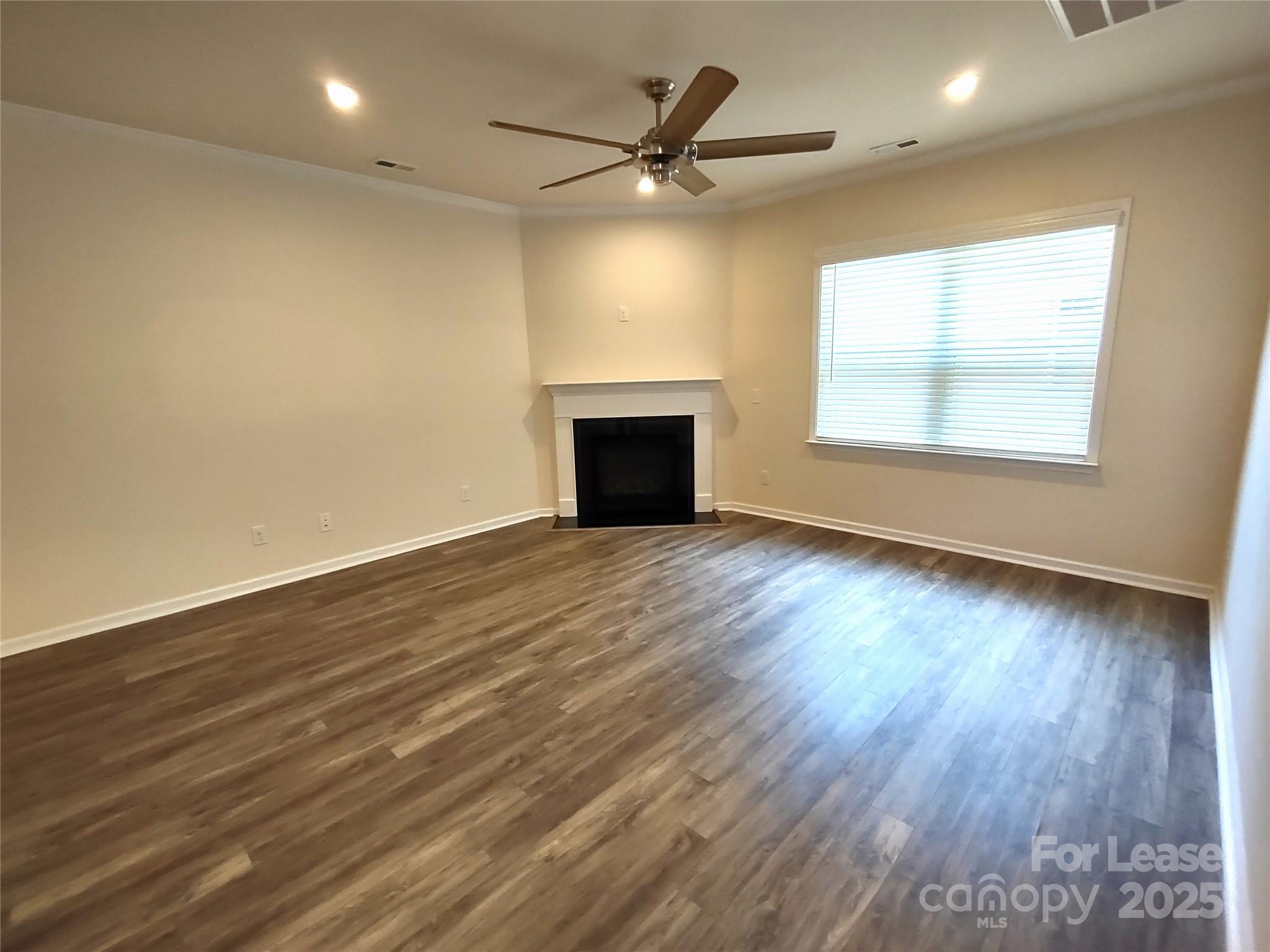 Starmount Cove - Residential Lease