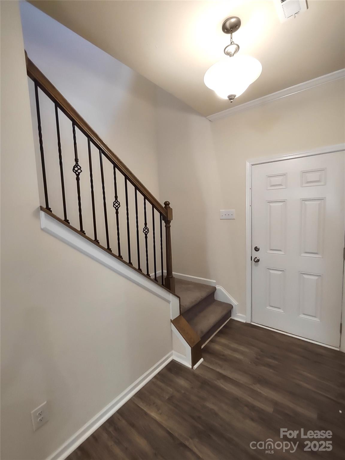 Starmount Cove - Residential Lease