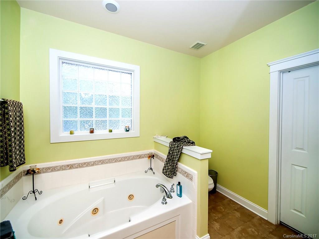 Lake Shore - Residential