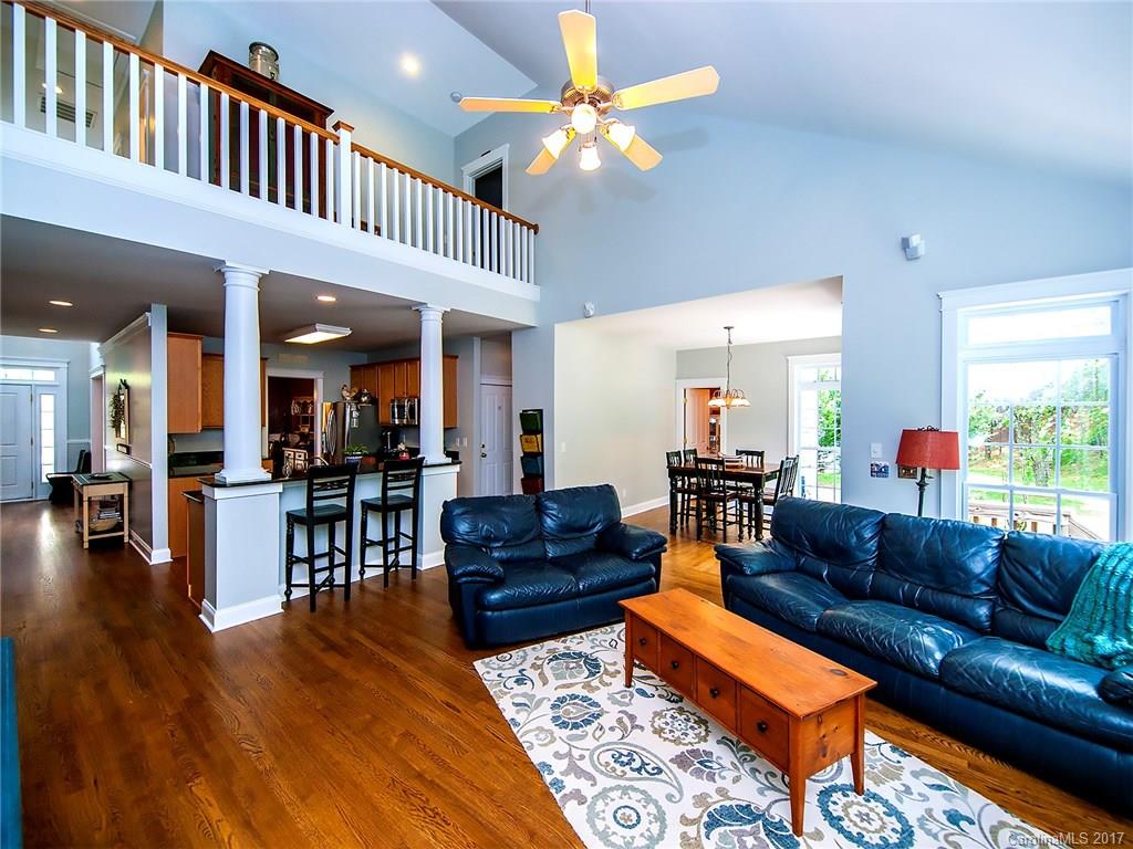 Lake Shore - Residential