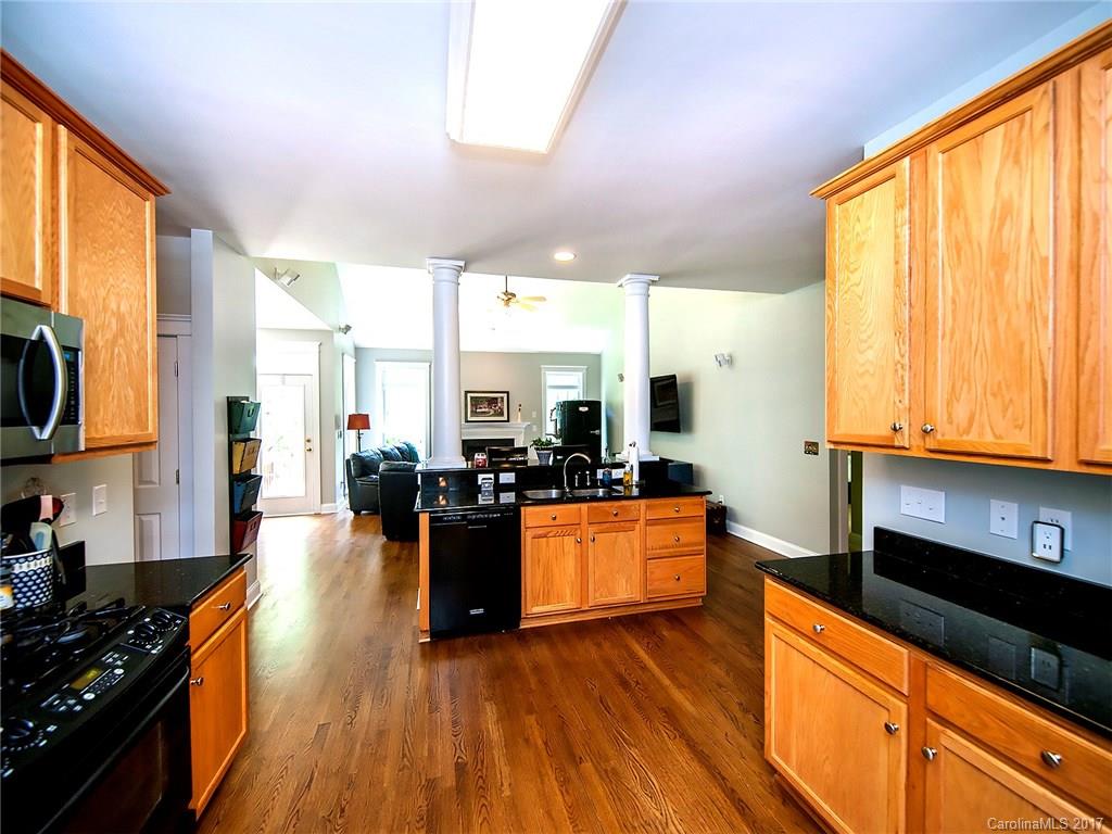 Lake Shore - Residential