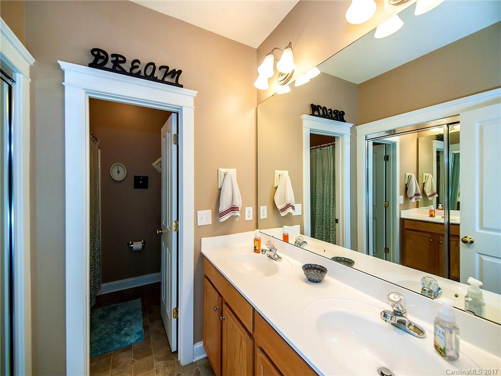 Lake Shore - Residential