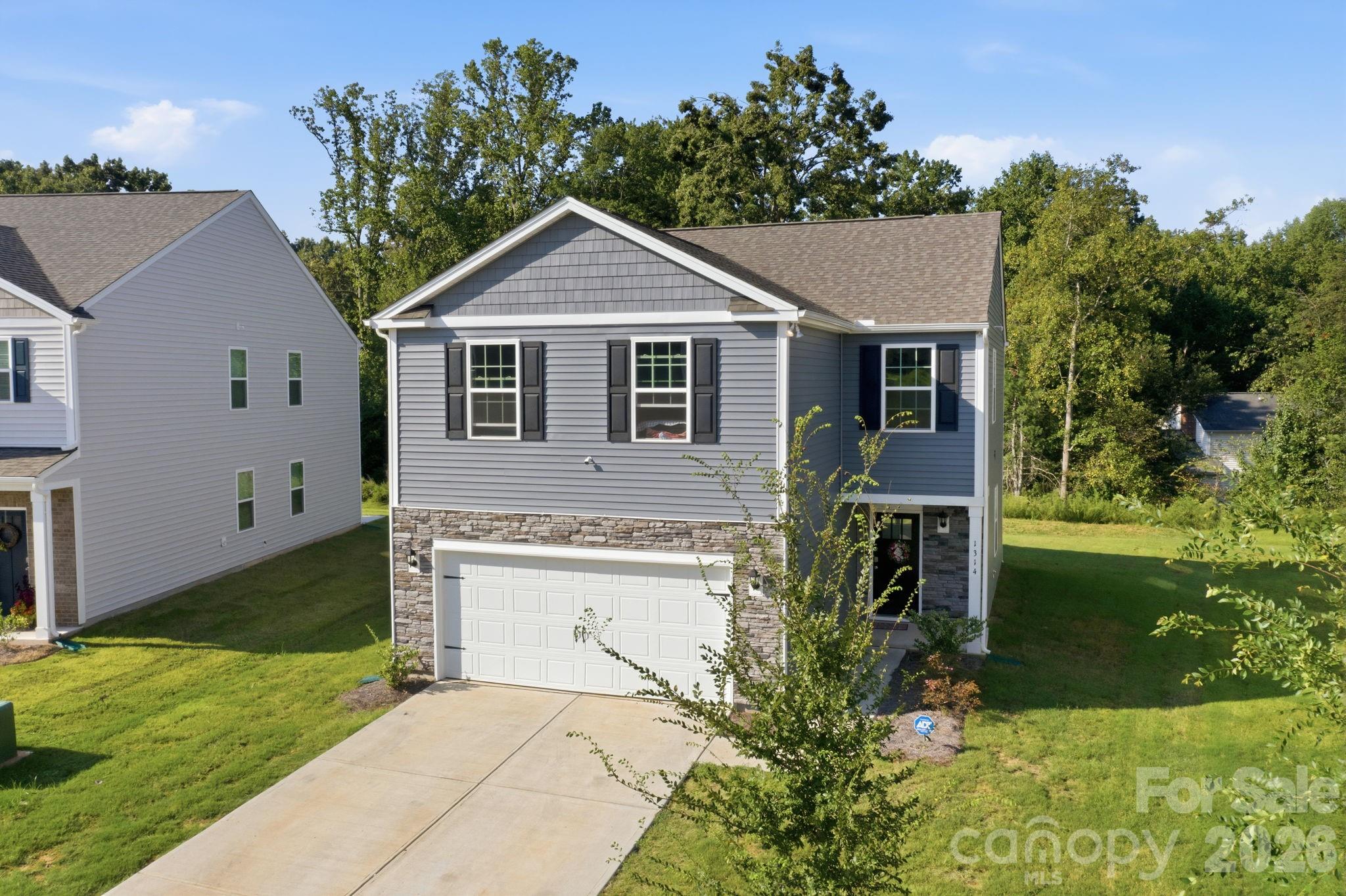 1314 37th Avenue Lane NE