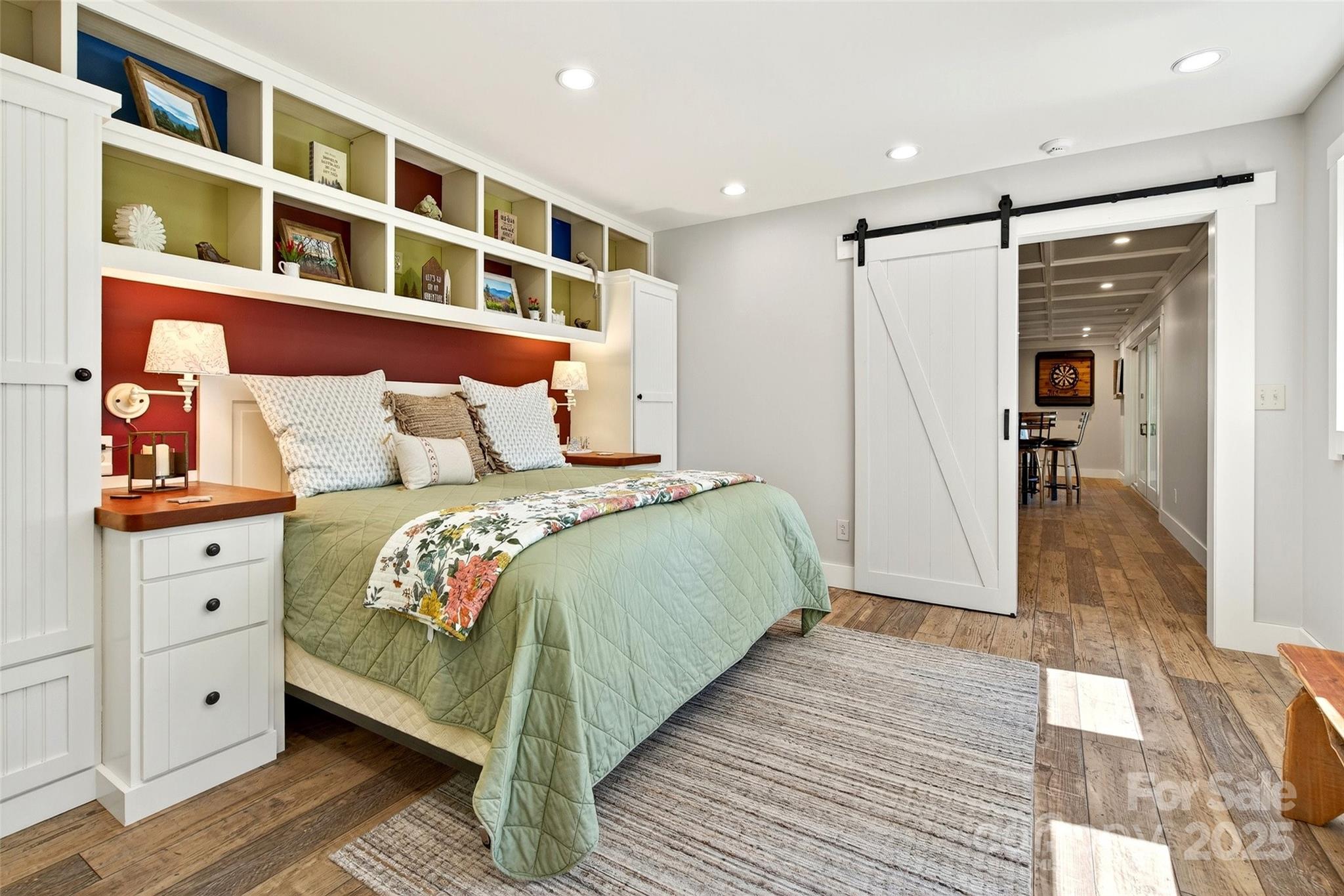 Gateway Mountain - Residential