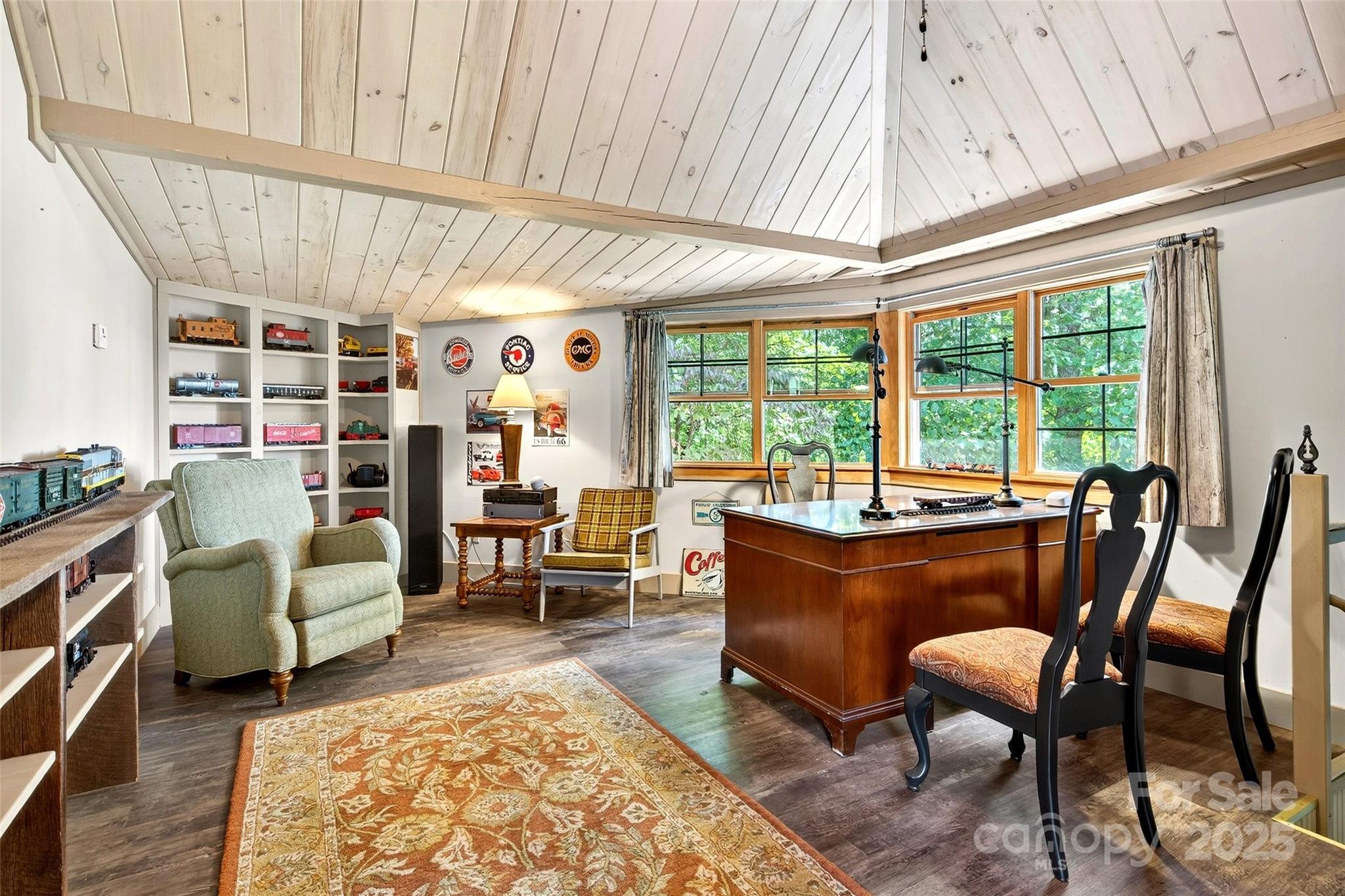 Gateway Mountain - Residential