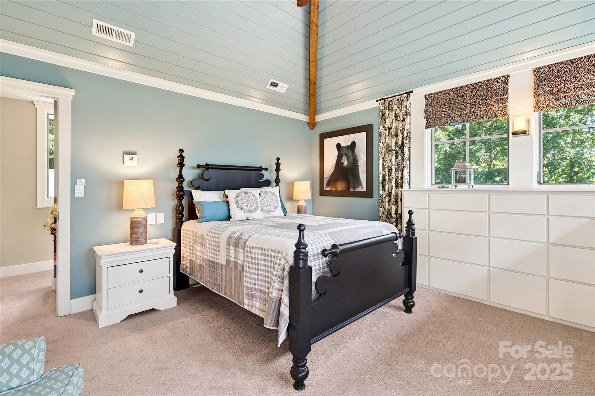 Gateway Mountain - Residential