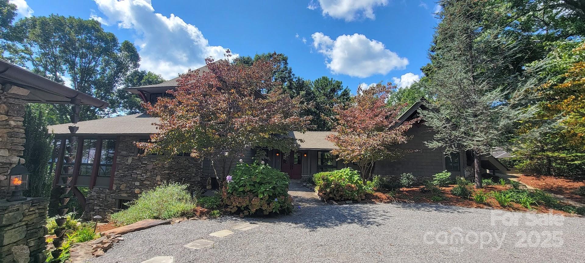 Gateway Mountain - Residential