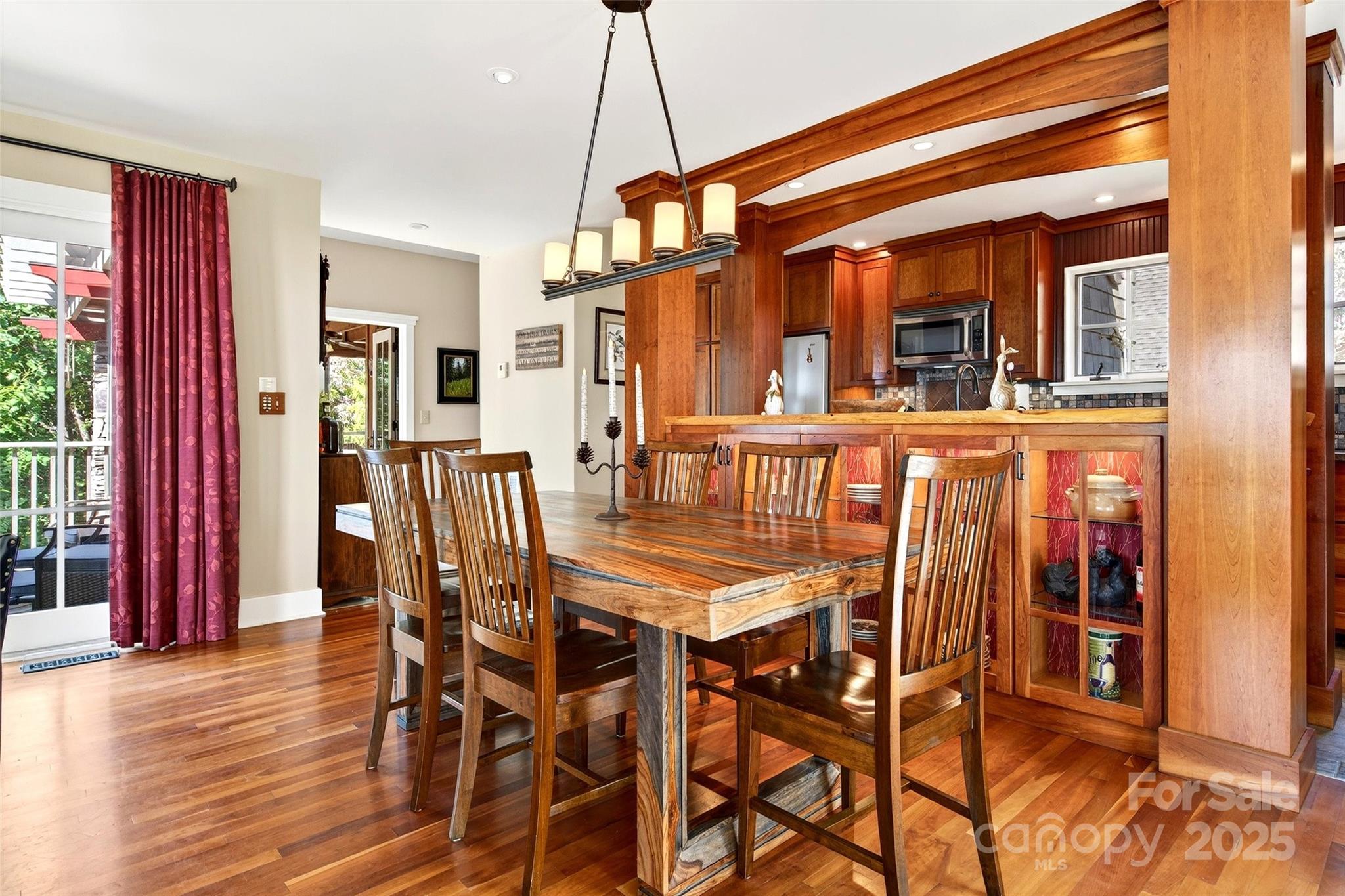 Gateway Mountain - Residential