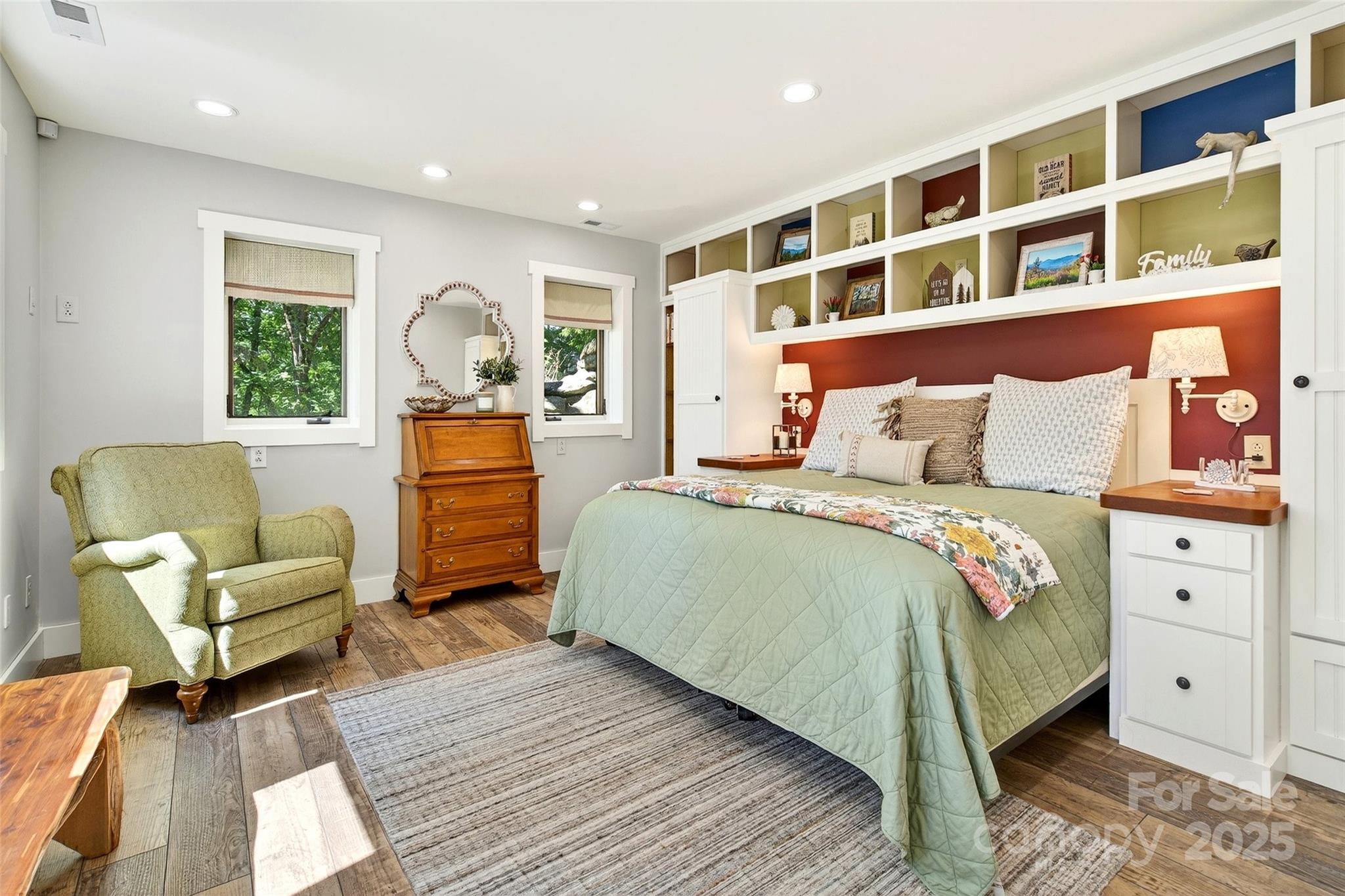 Gateway Mountain - Residential