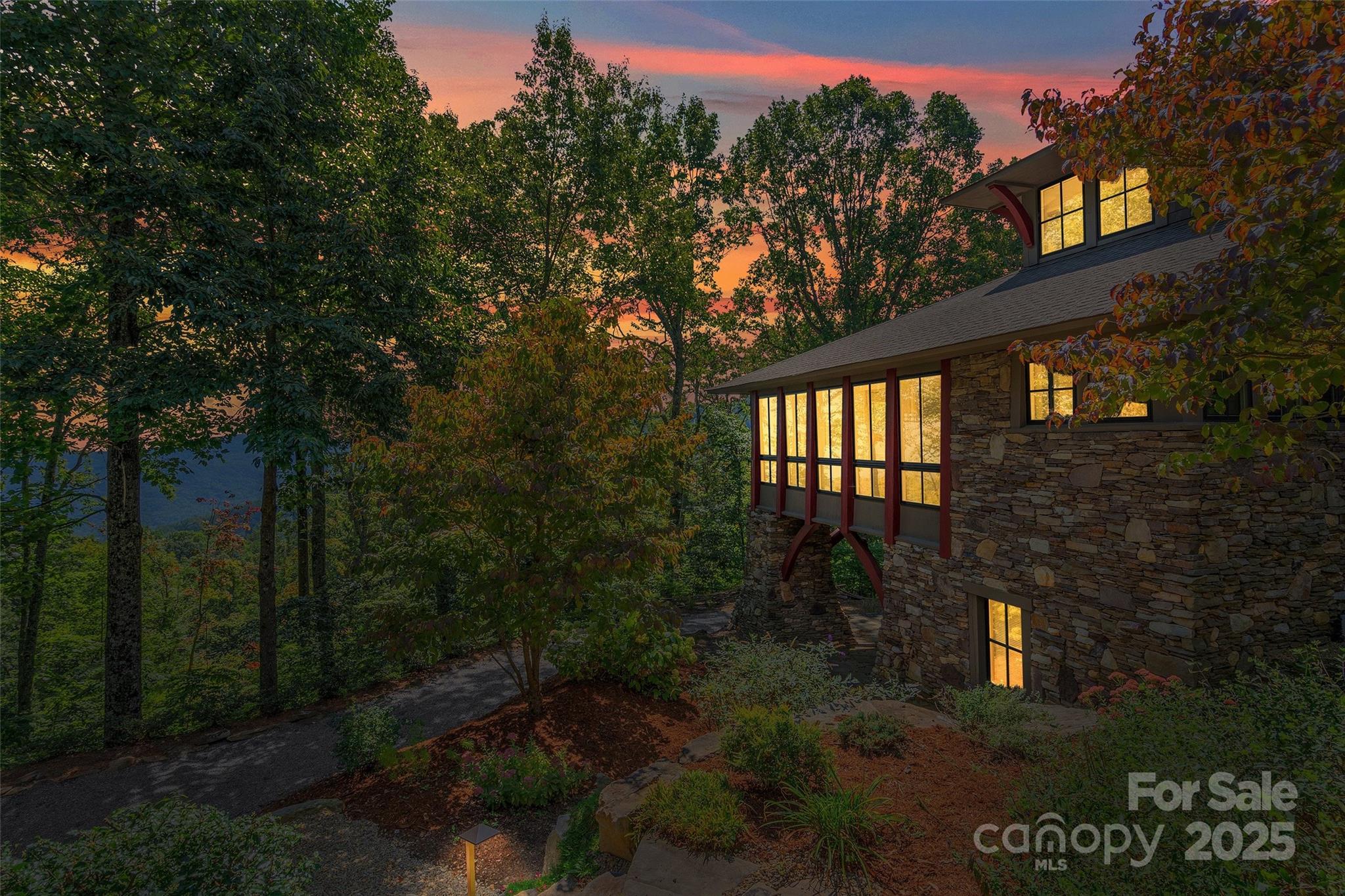 Gateway Mountain - Residential