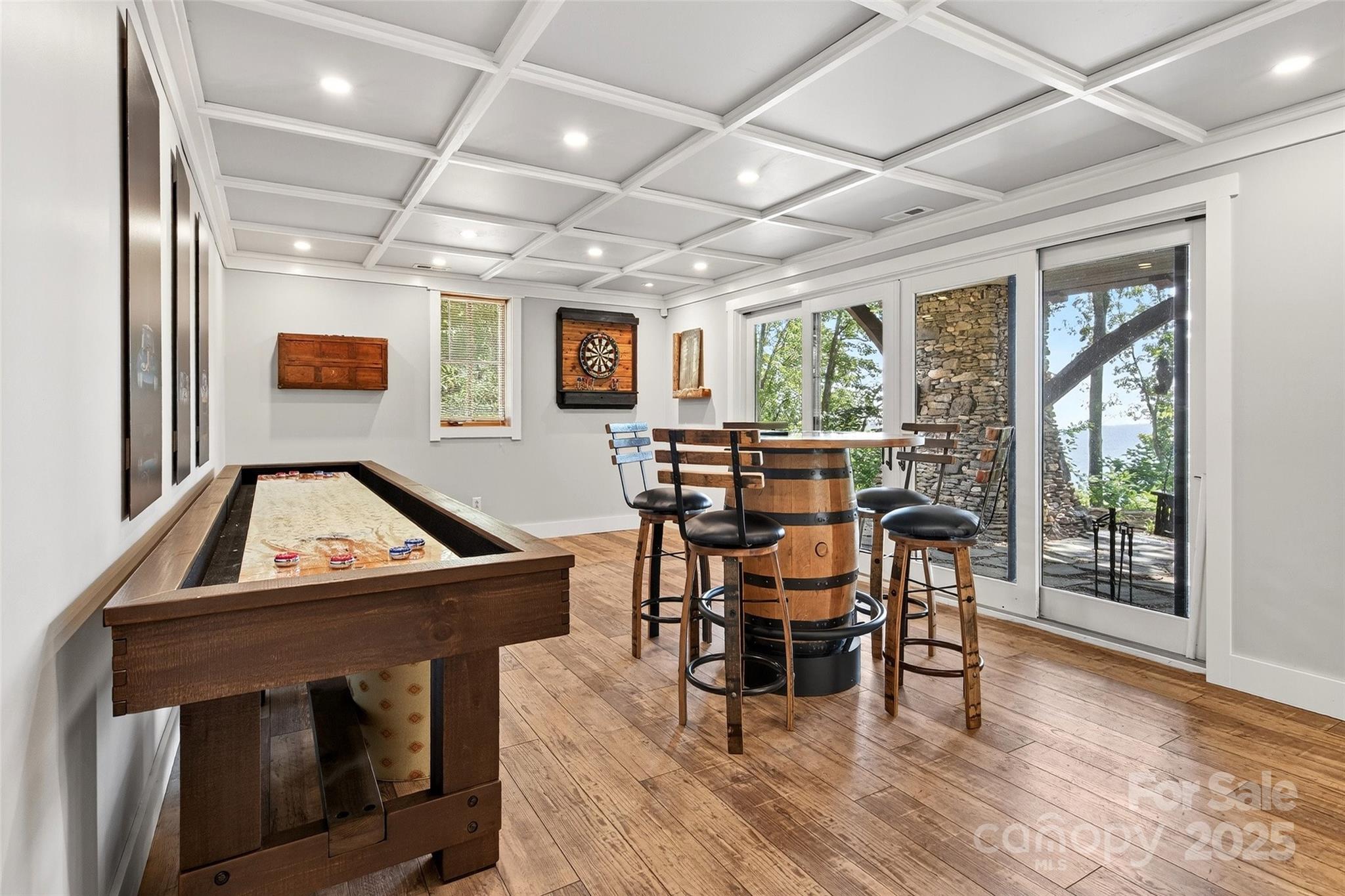 Gateway Mountain - Residential