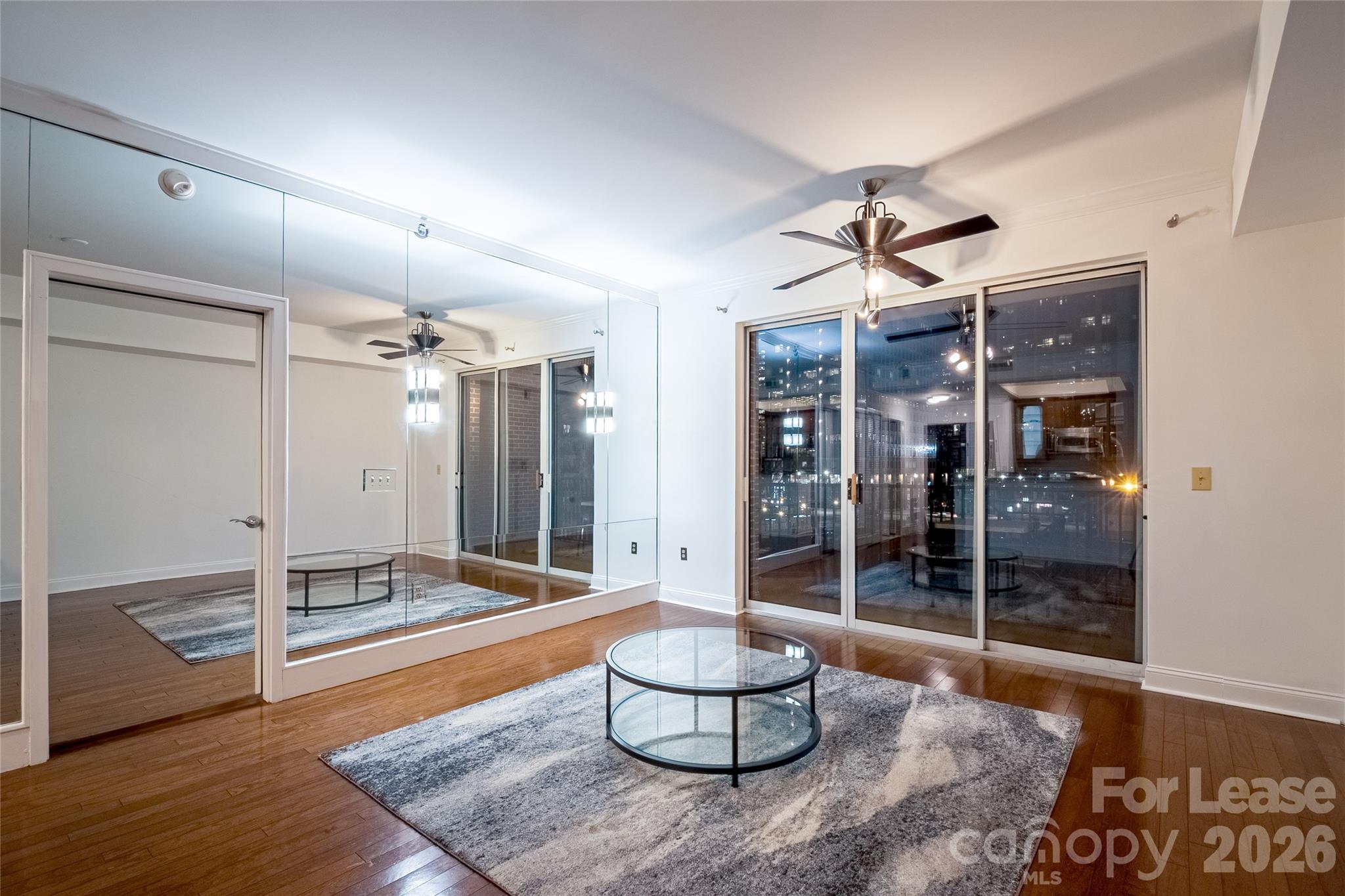 300 W 5th Street 521