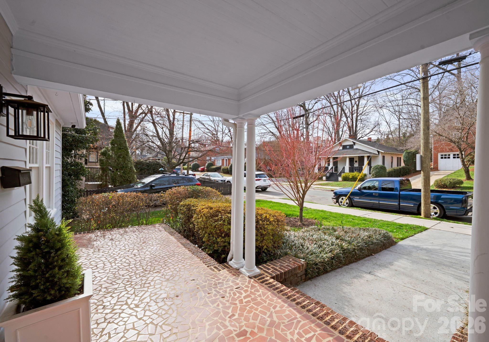 1207 Buchanan Street