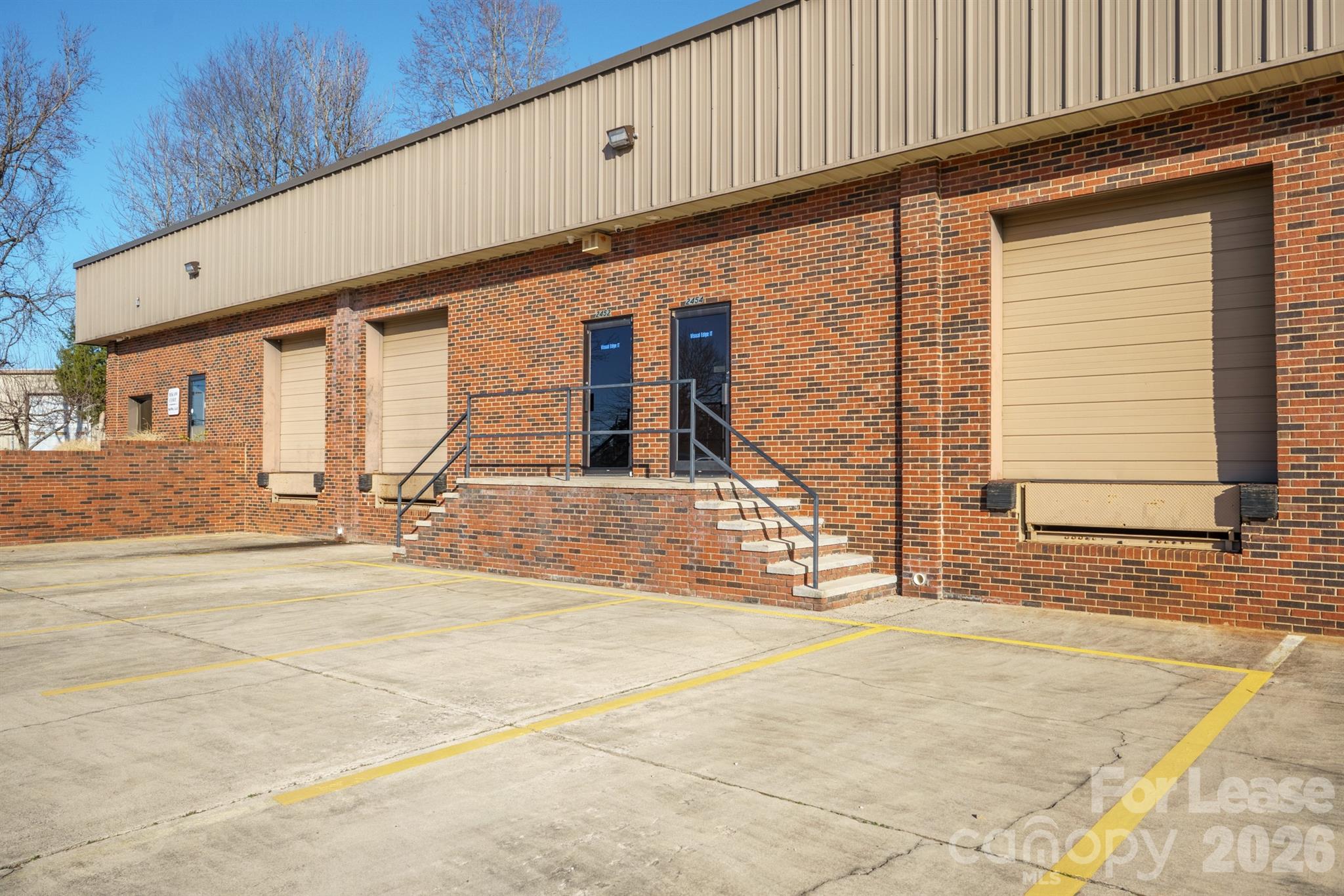2452 Davie Avenue