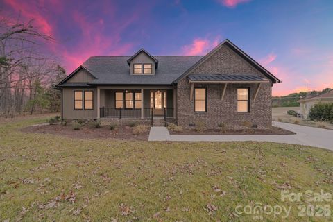 603 Turnberry Court Albemarle NC 28001