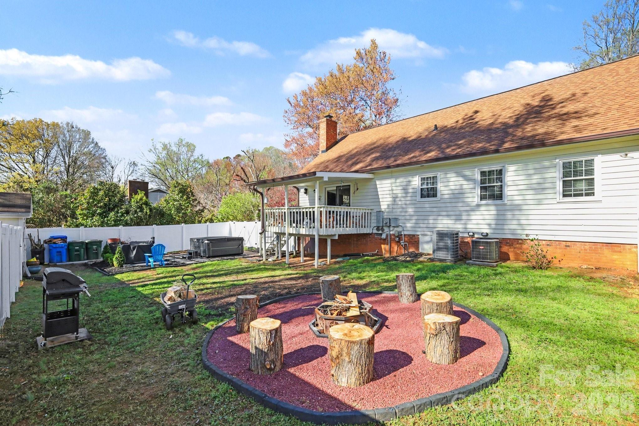 Apple Creek - Residential