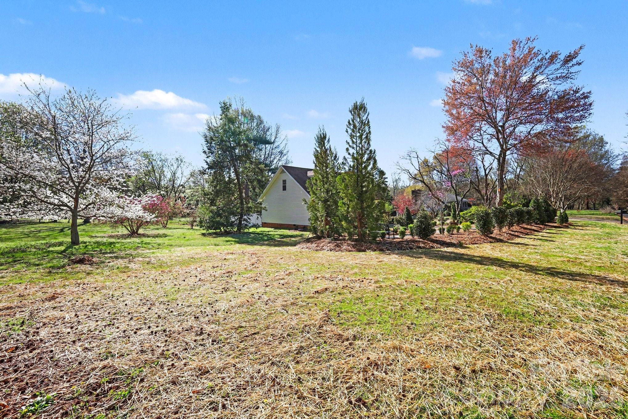 Apple Creek - Residential