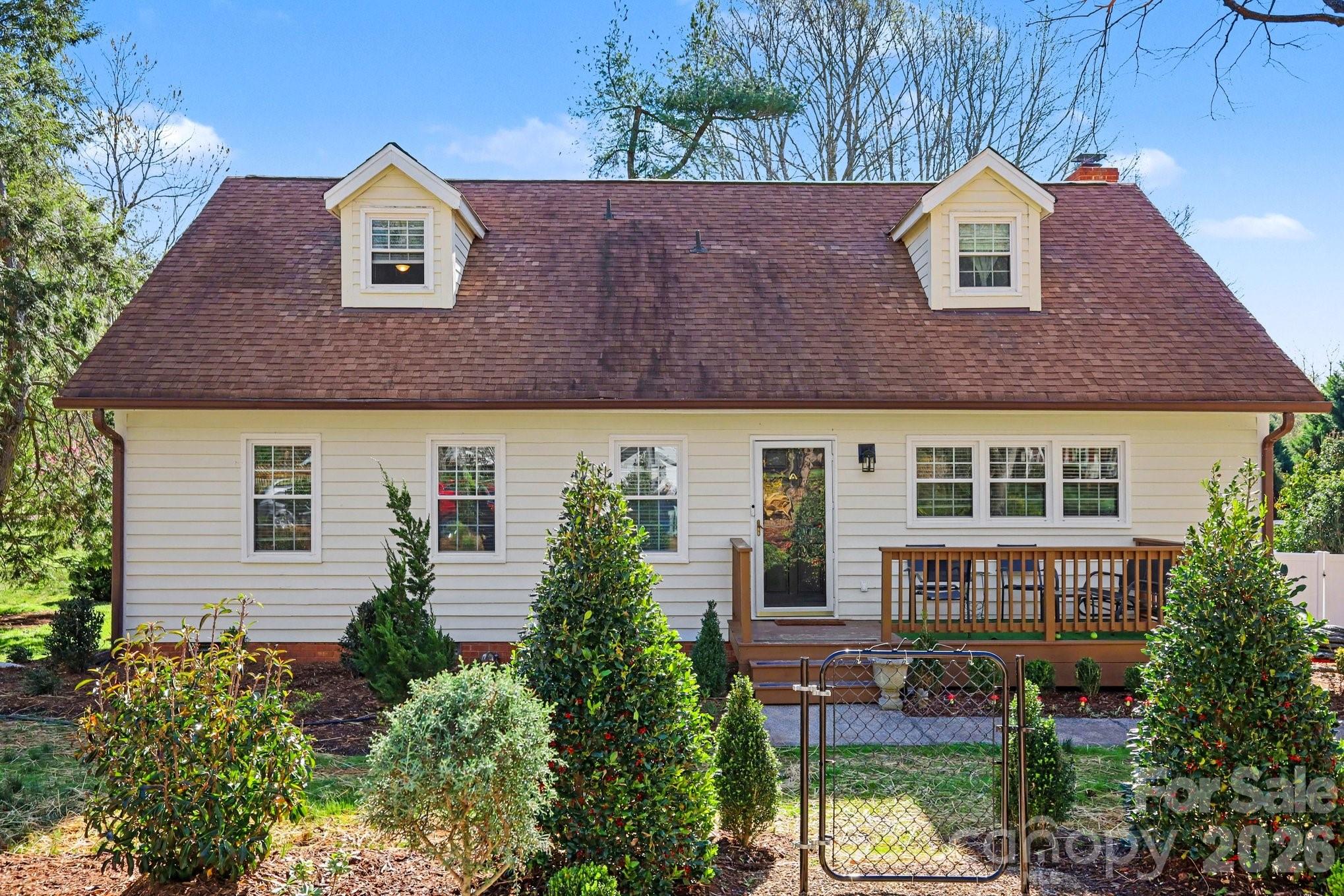 Apple Creek - Residential