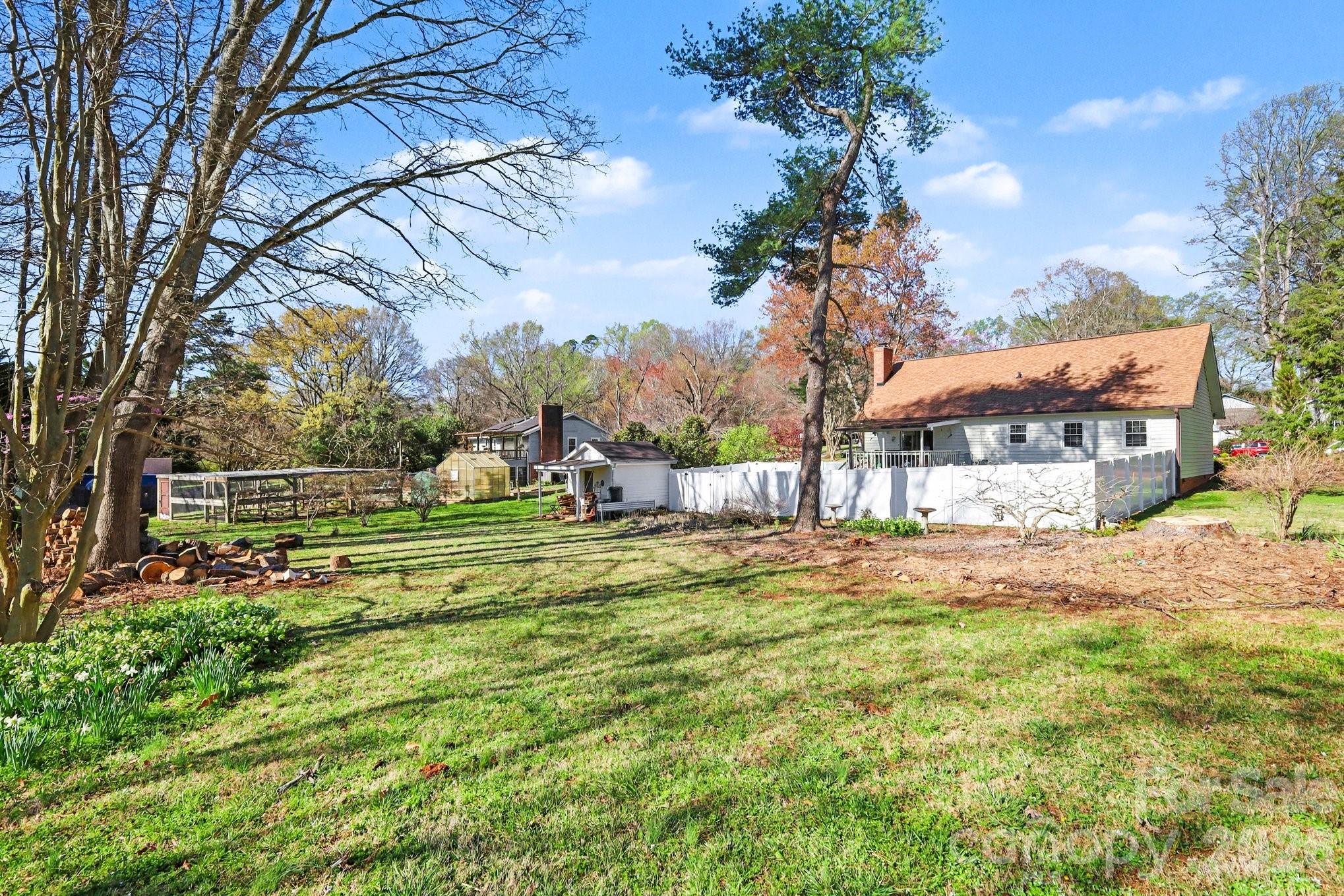 Apple Creek - Residential