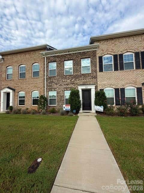 Photo of 2125 24th Street Lane SE, Hickory, NC 28602 (MLS # 4417645)