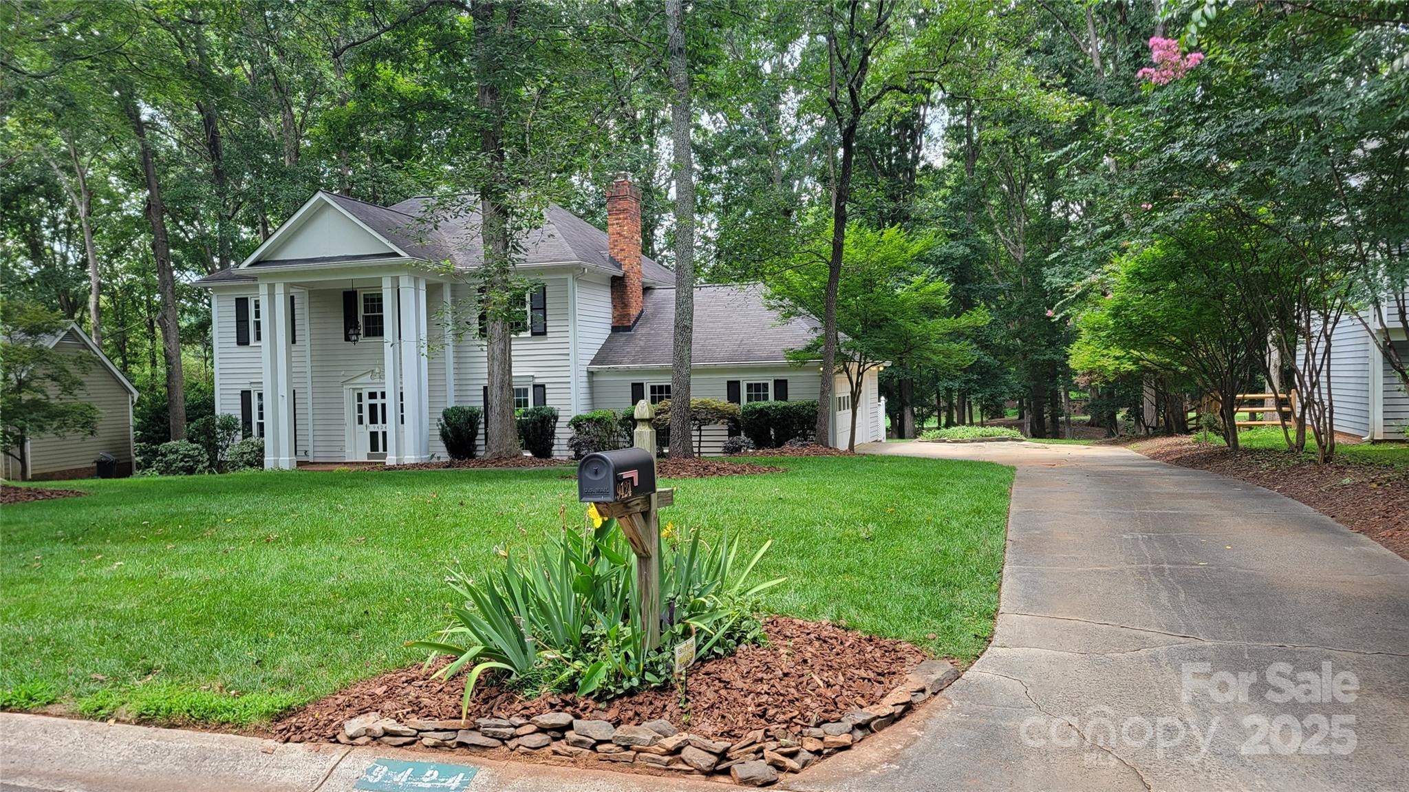 9424 Whitethorn Drive