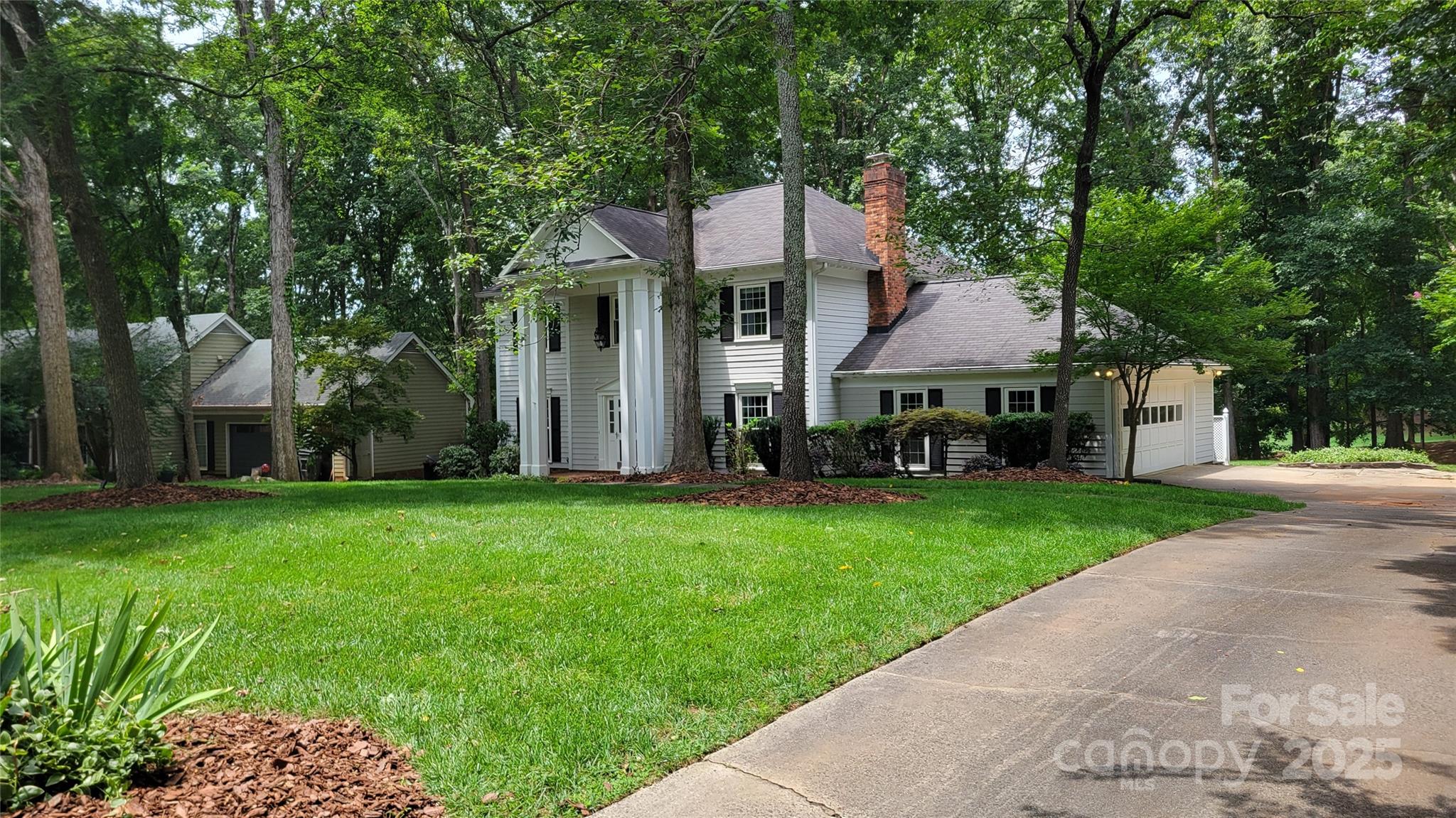 9424 Whitethorn Drive