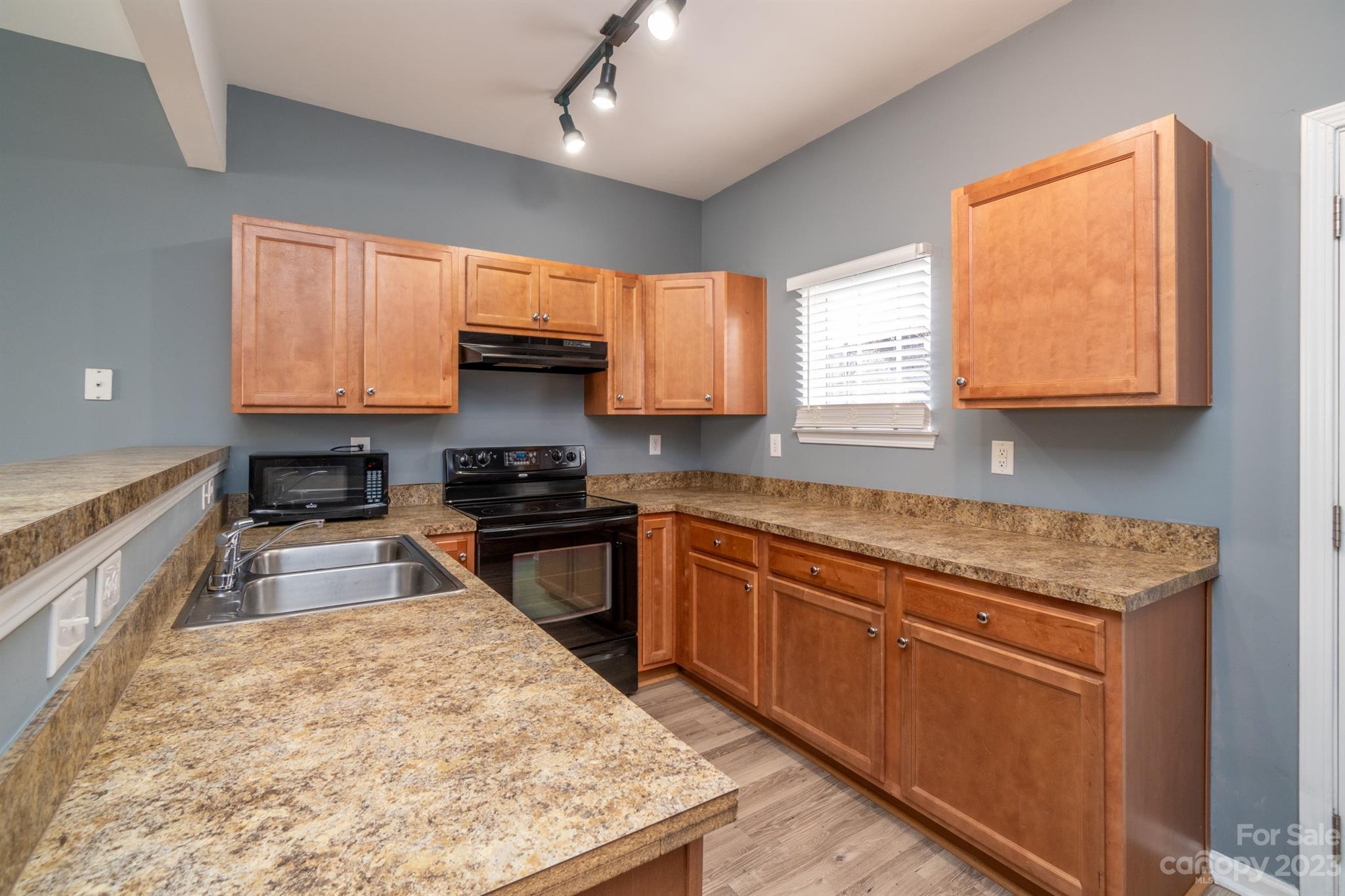 Duncan Gardens - Residential