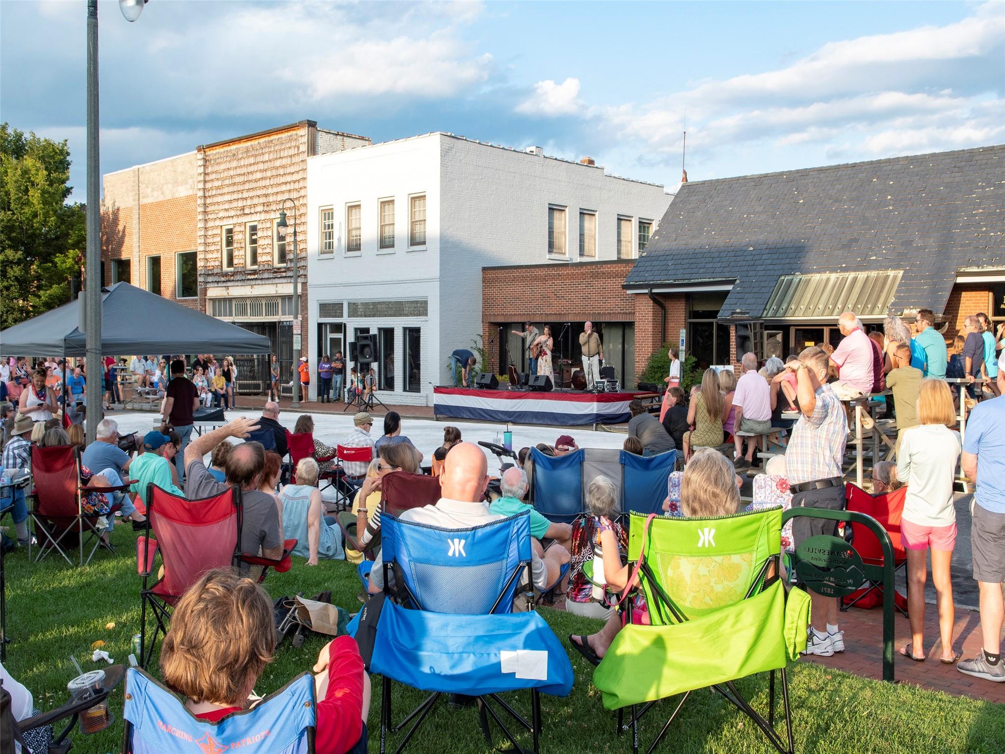 Brookmont - Residential