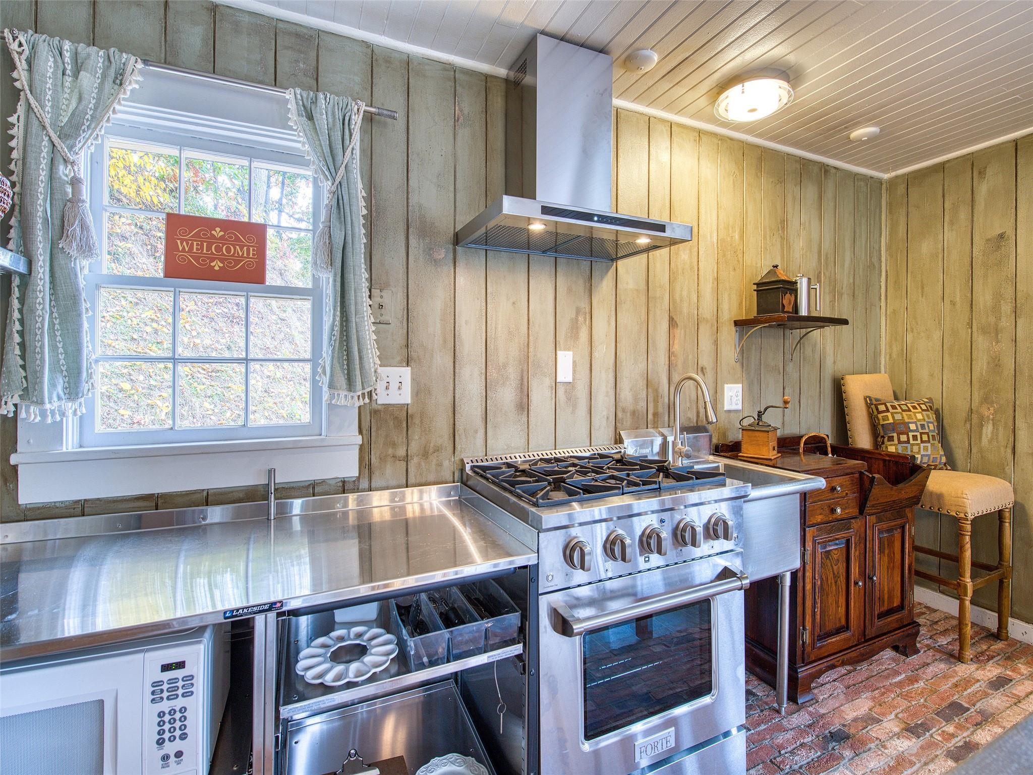 Brookmont - Residential