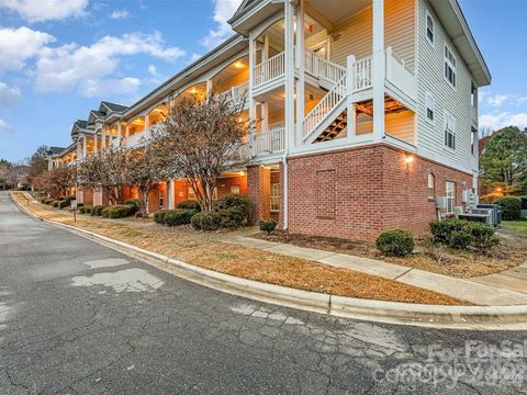Photo of 9020 Meadow Vista Road, Charlotte, NC 28213 (MLS # 4349546)