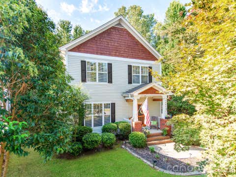 Photo of 16415 Kelly Park Circle, Huntersville, NC 28078 (MLS # 4416320)