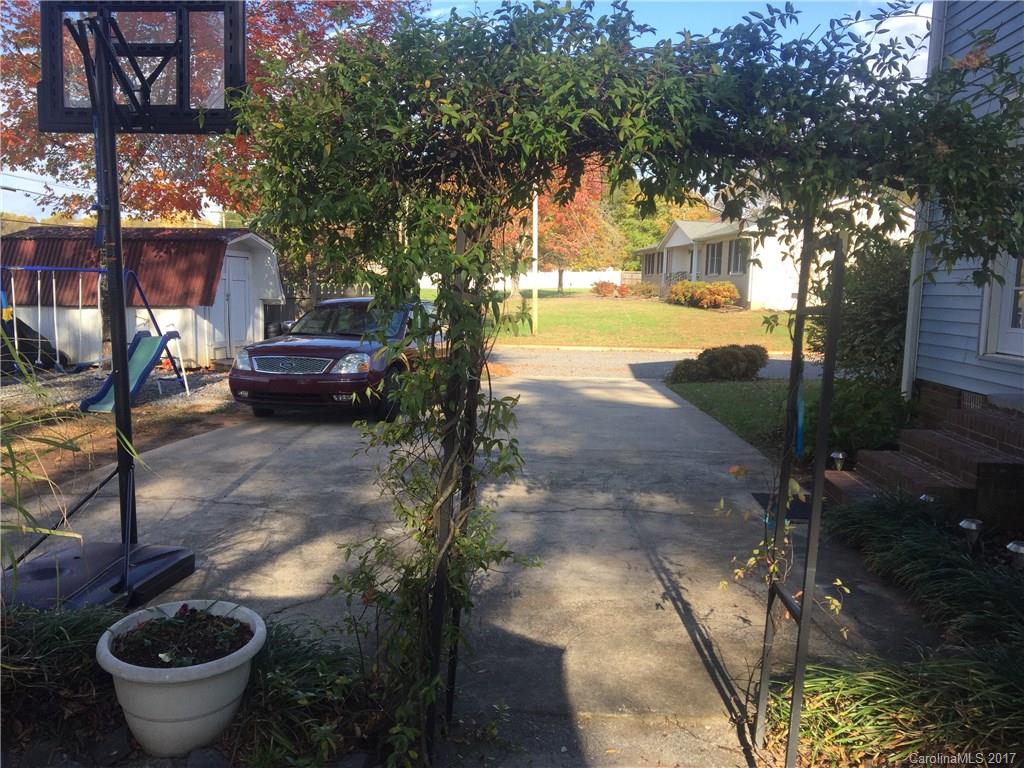 Lakewood Forest - Residential