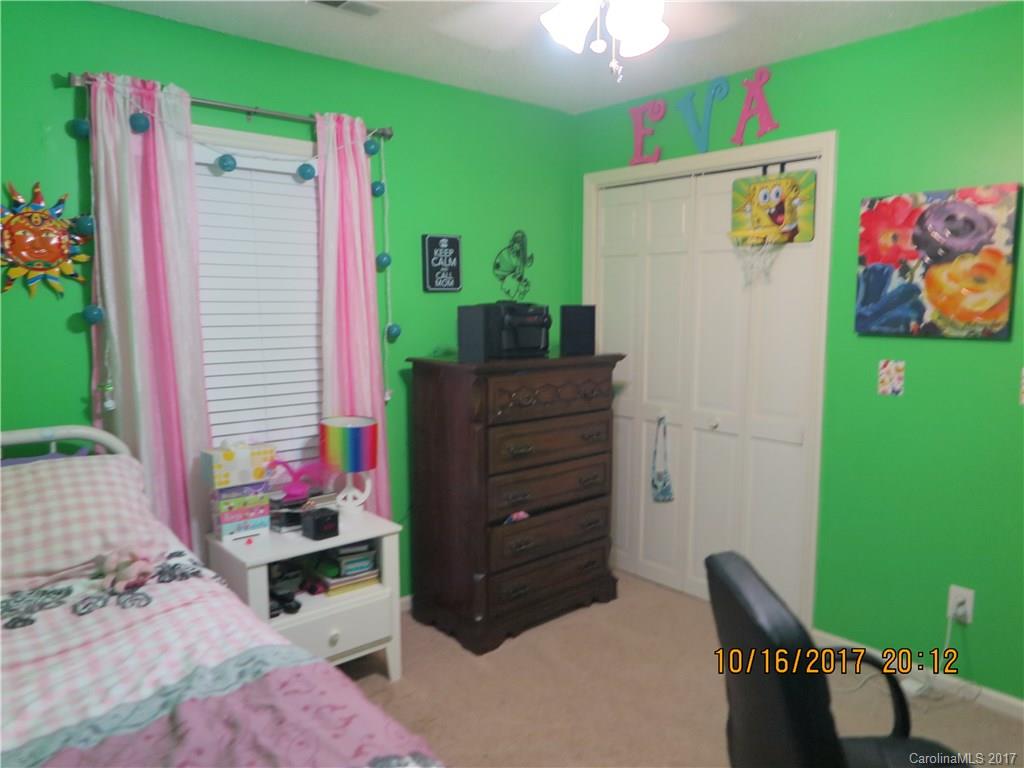 Lakewood Forest - Residential