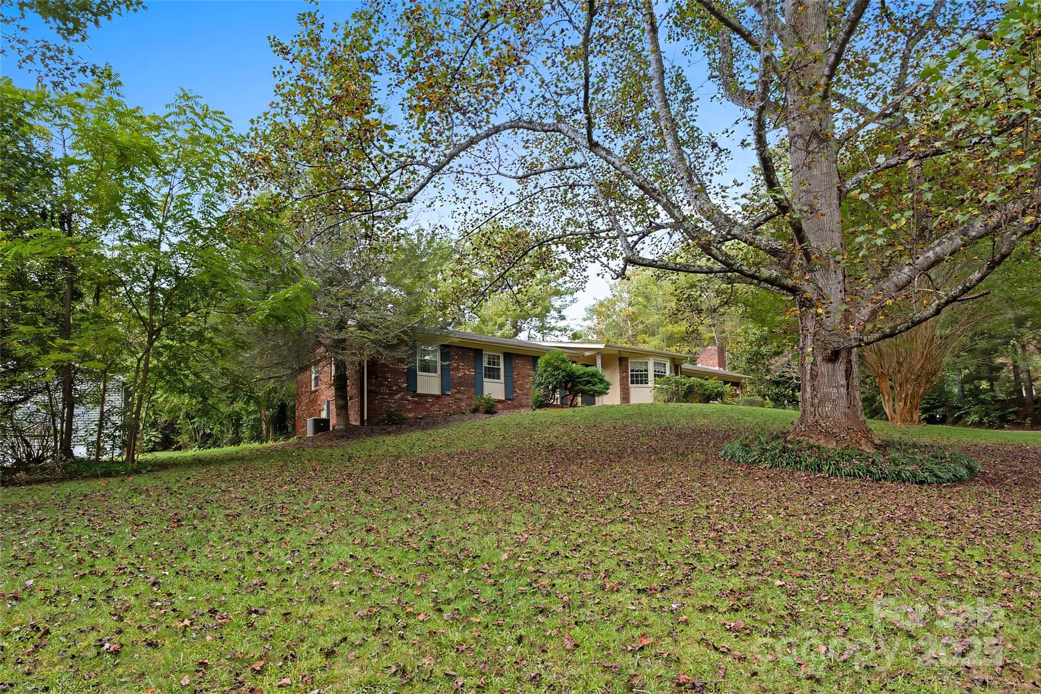 91 Haw Creek Circle