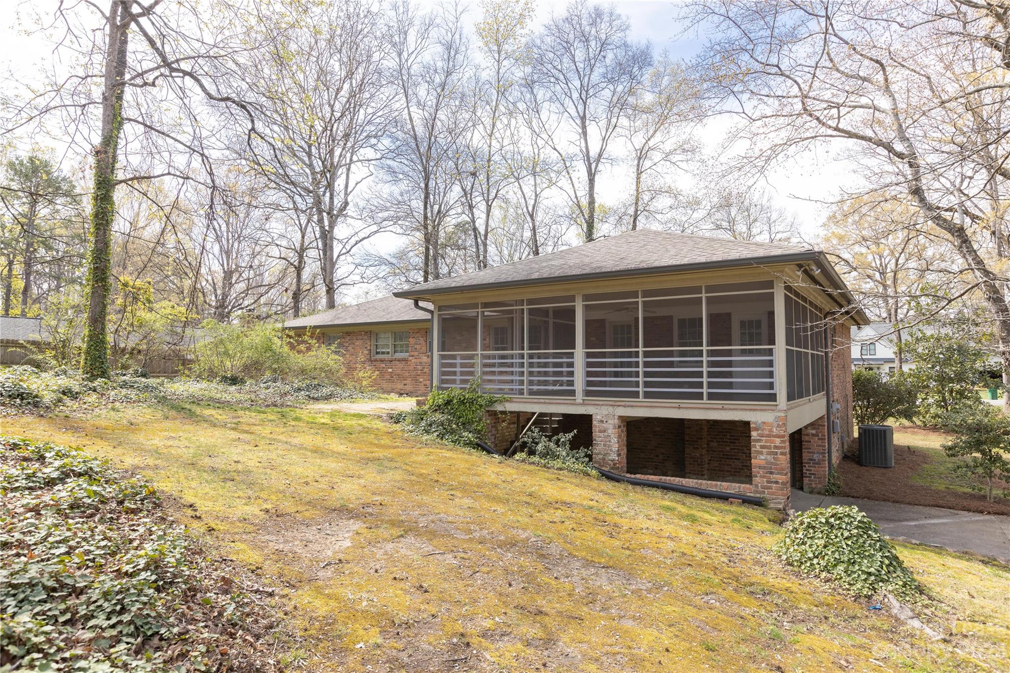 Sherwood Forest - Residential Lease