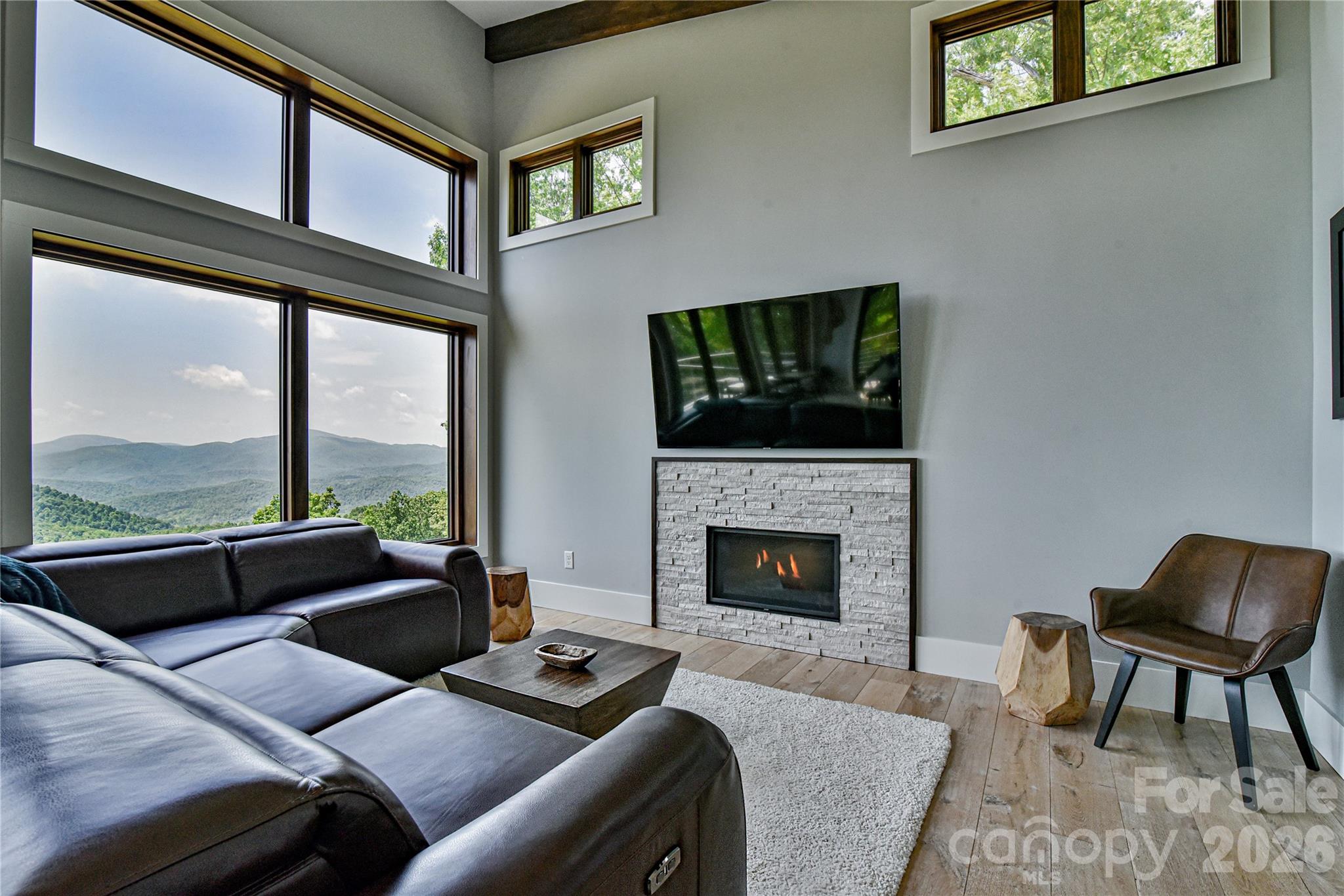 High Cliffs at Round Mountain - Residential