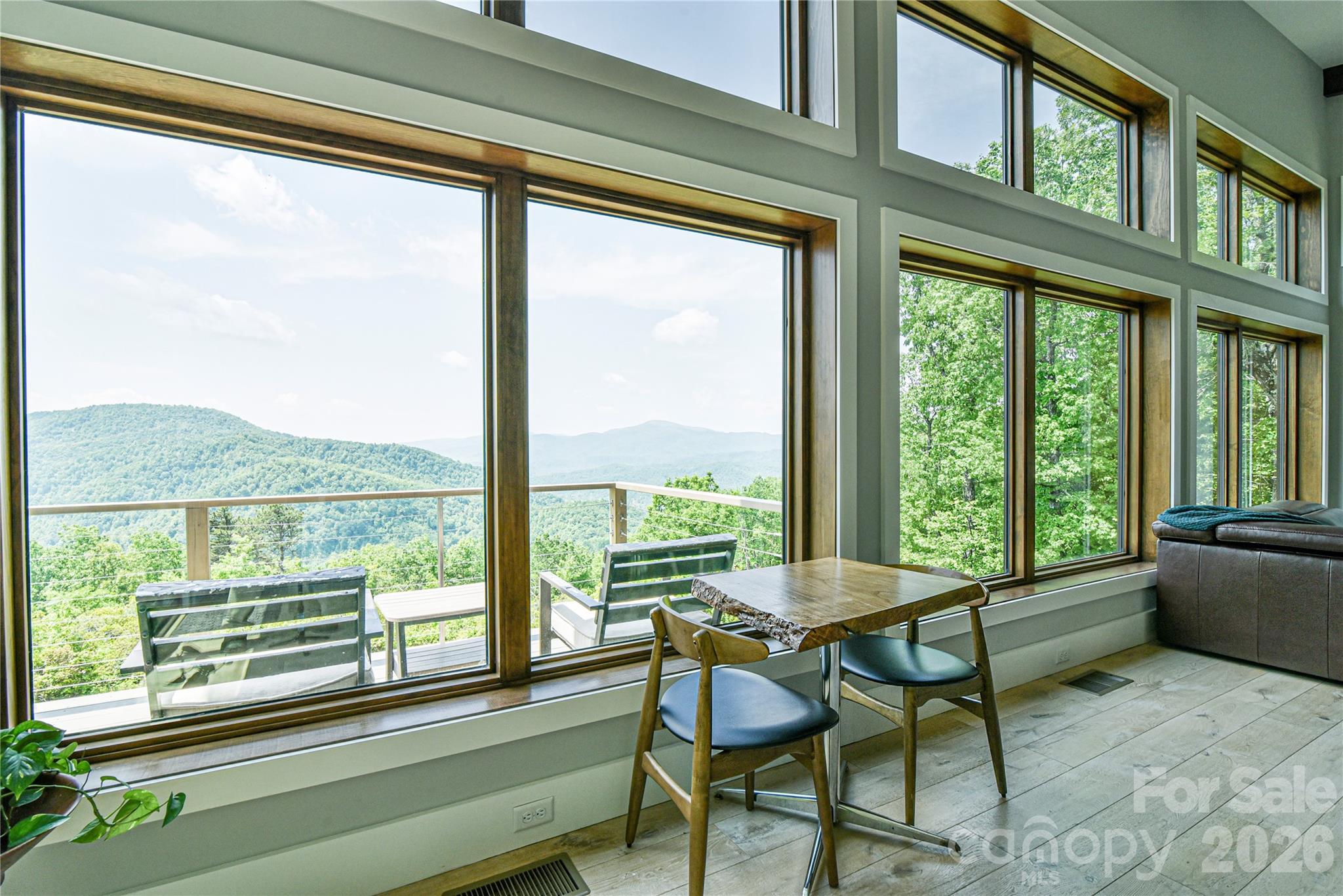 High Cliffs at Round Mountain - Residential