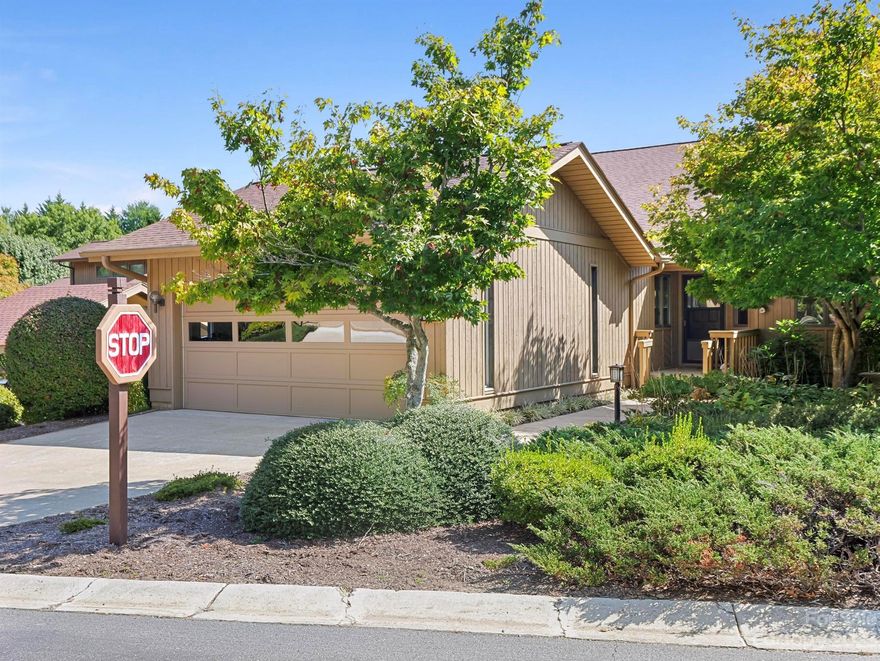 Priced just over tax value, this 3 bedroom, 2 full bathroom, end unit condo is ready for you!  Single level, walk-in shower, and minimal maintenance makes this condo a great place to call home for many years to come. This unit has a coveted 2 car attached garage for your vehicle and storage needs. Living in The Oaks, you'll have access to many amenities, including a clubhouse with indoor pool and jacuzzi, green area with walking paths, tennis and pickle ball courts, shuffle board, pool table, monthly coffee/breakfast, and many other social activities. Located only 2.1 miles from the beautiful Hendersonville Main St.- you're close to it all! Bring your personal touches and update this condo to fit your style and enjoy low-maintenance living in the beautiful Blue Ridge Mountains! Reach out today for your private tour of this amazing home! "As-Is".