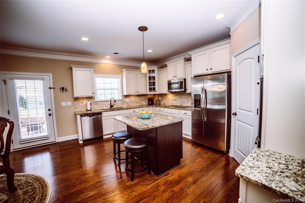 Lake Ridge - Residential