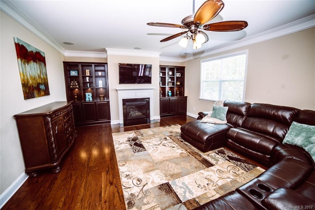 Lake Ridge - Residential