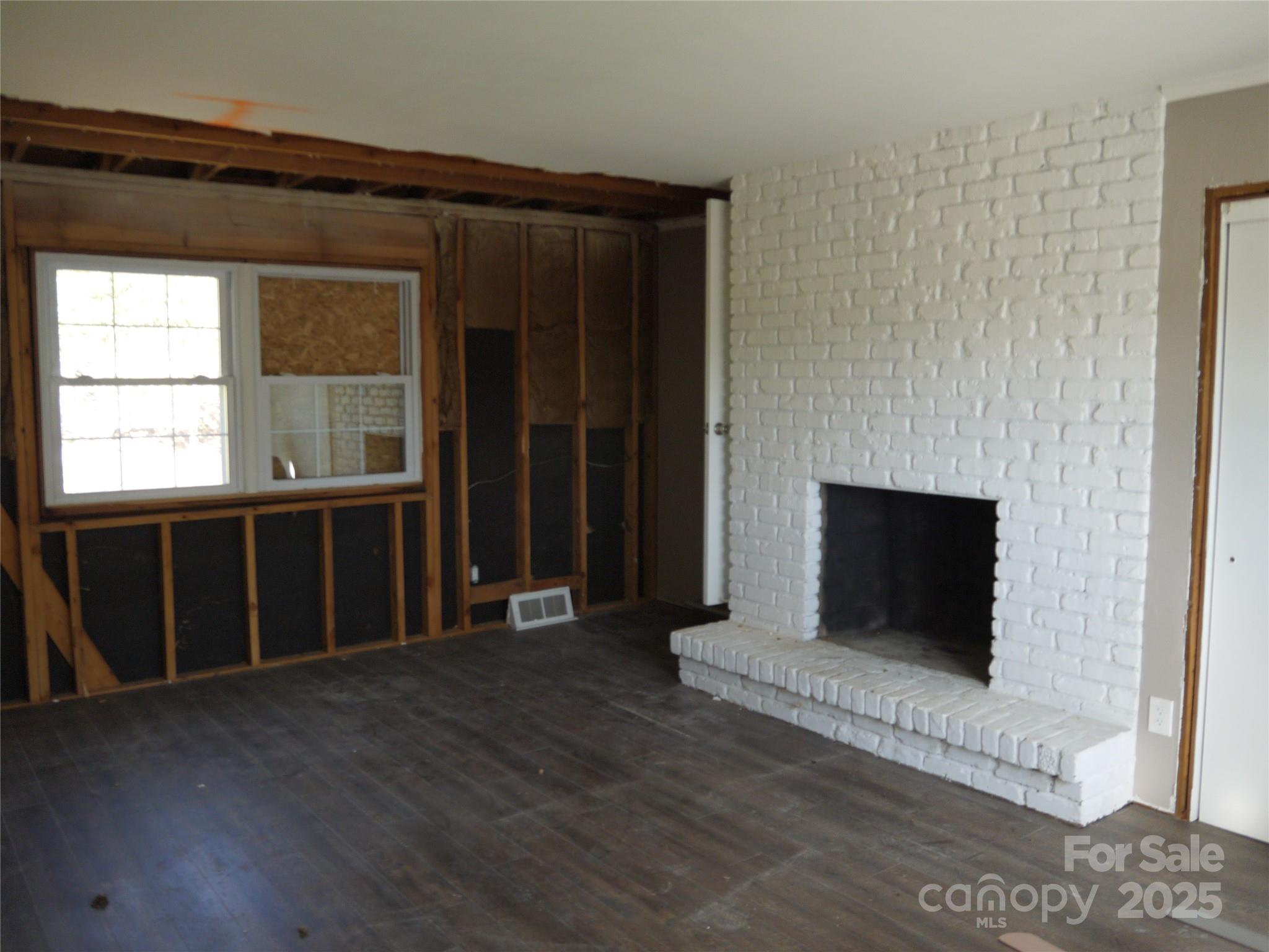 305 Webb Cove Road