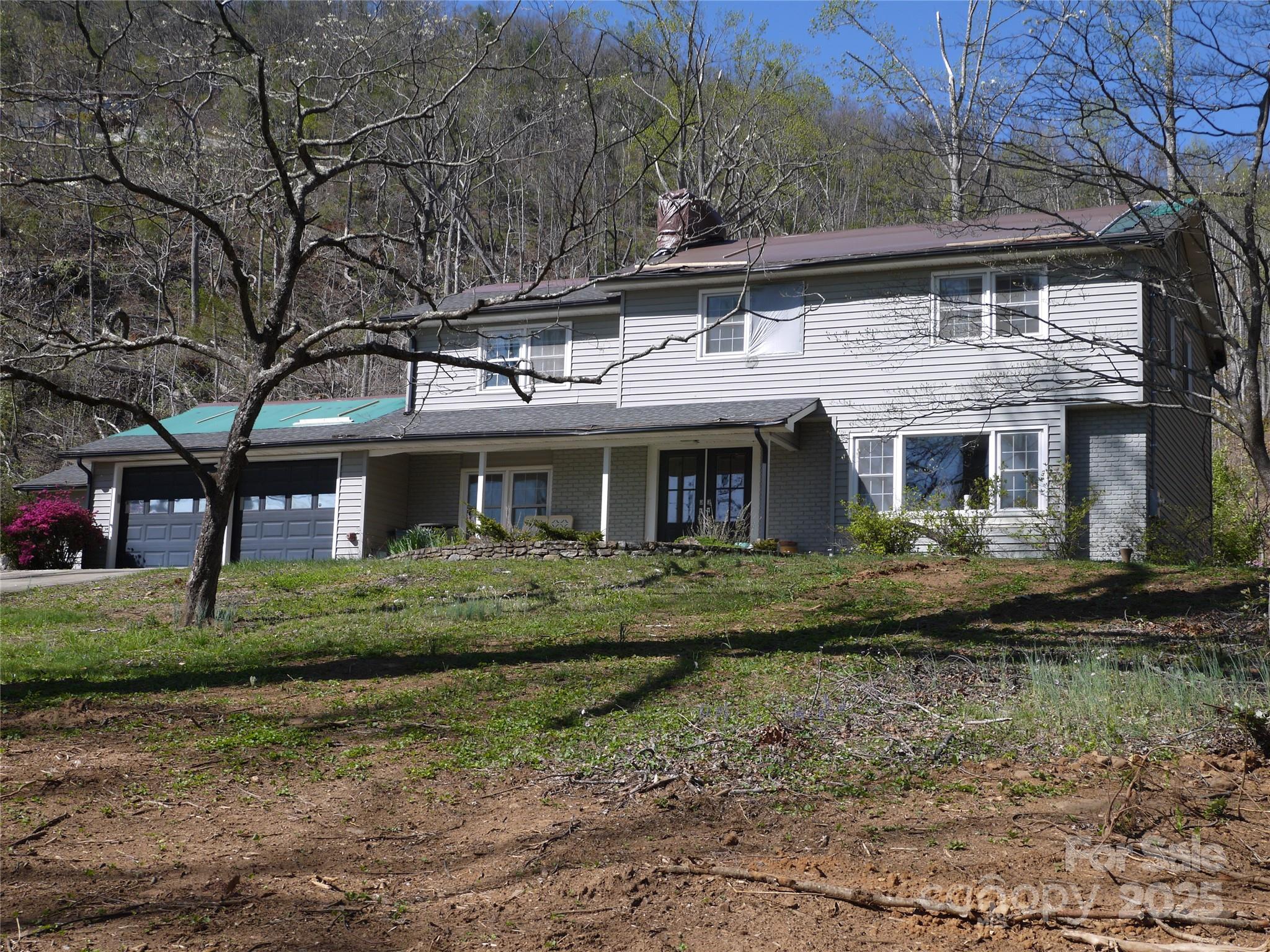 305 Webb Cove Road